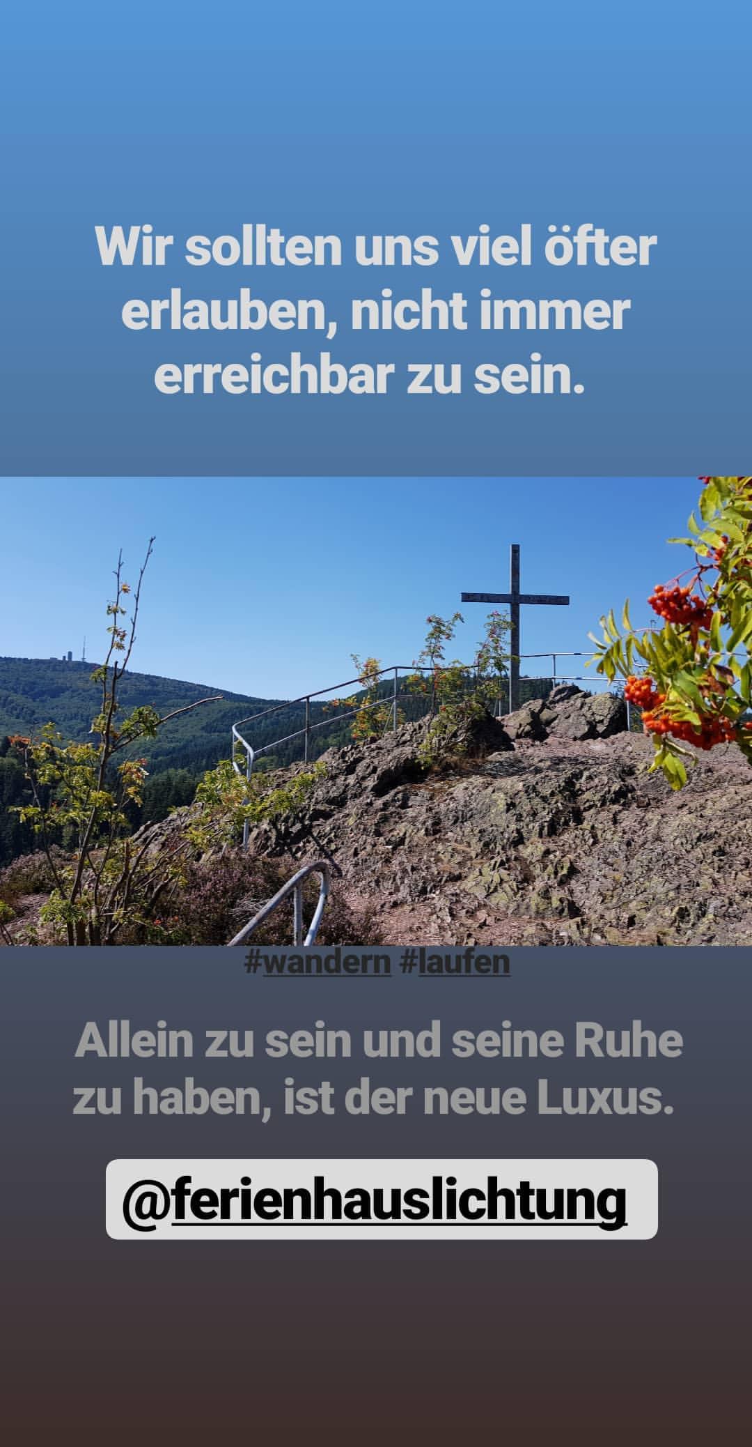 Gipfelstürmer zum Gipfelkreuz am Inselsberg